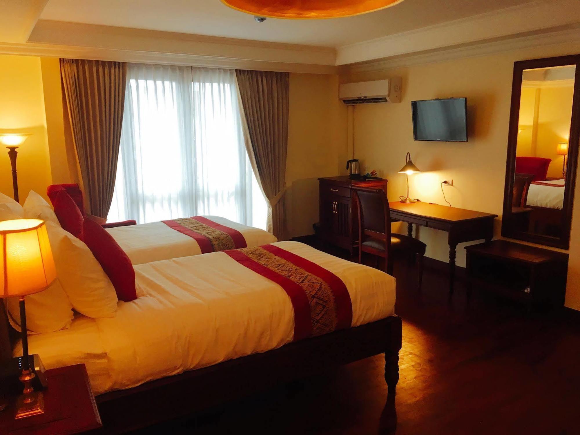 Phasouk Vien Chantra Hotel Vientiane Exterior photo